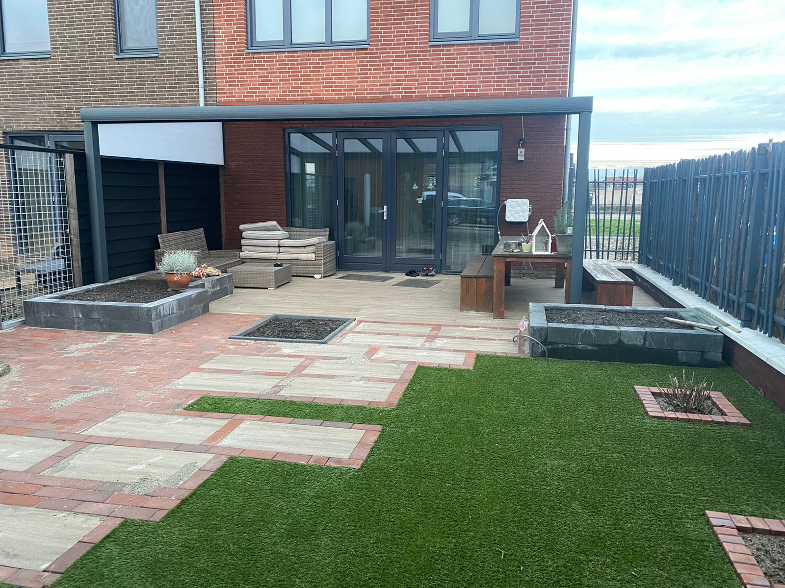 f90f7b6e-c651-4347-ad8b-b6c657666183-4ba68ba6536c104e86317d5c1c8e73b3